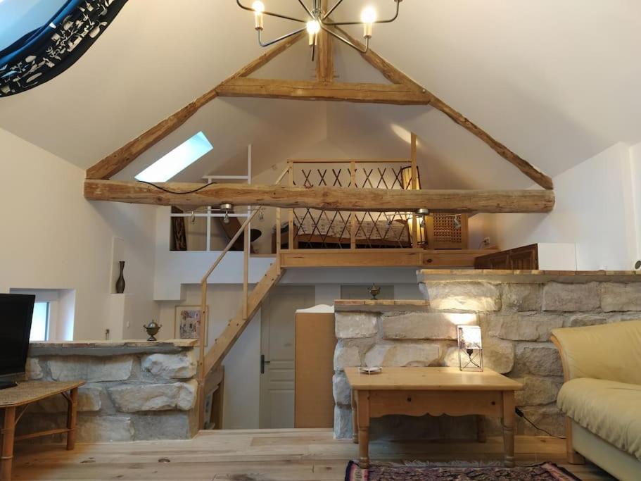 Superbe Appartement Dans Charmant Corps De Ferme Acheres-la-Foret Exterior foto
